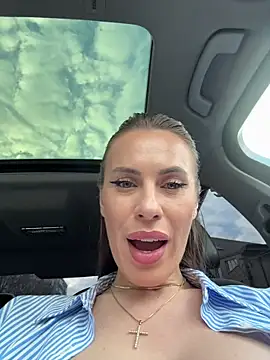 _JessyRey_'s Live XXX Chat