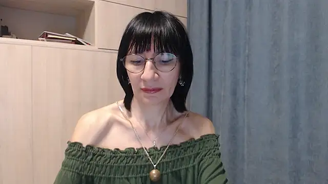 Erica95Bloom: απευθείας συνομιλία ΧΧΧ