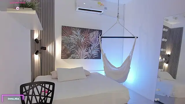 Chat XXX en directo de emma_alice_