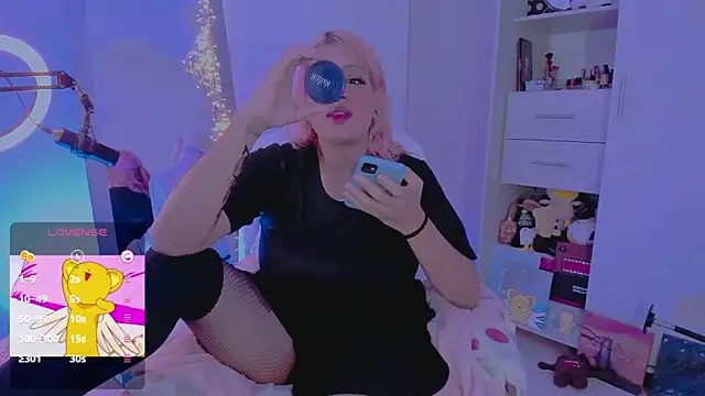 XXX chat uživo modela amywilld