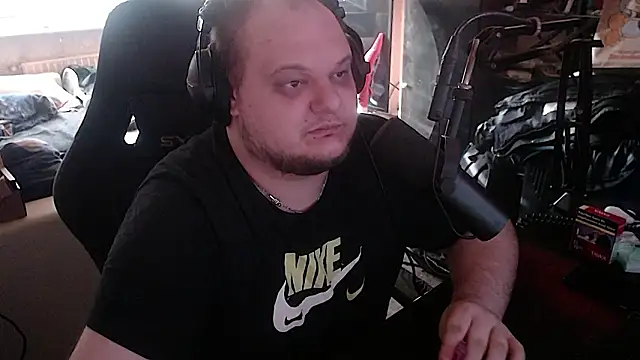 BennyOnTour 라이브 XXX 채팅