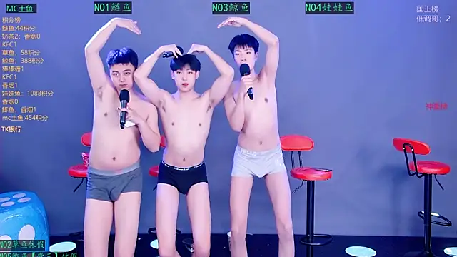 Show modela Spirit-0001 na web-kameri