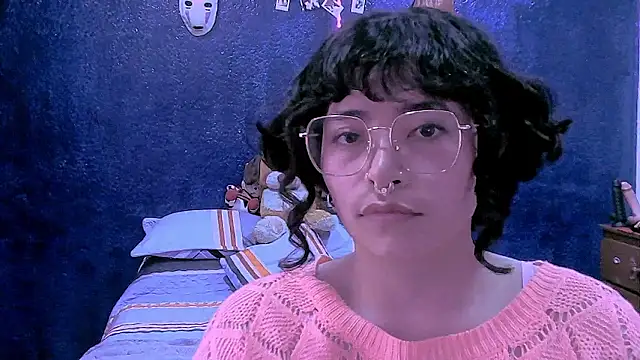 Chat +18 de NinaYellow ao vivo