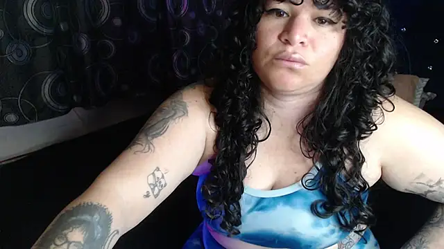 Онлайн чат XXX ANGELIQUE_KLANE