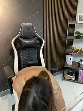 KellyBrooklyn_ 现场XXX聊天