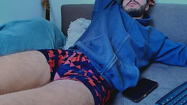 Chat +18 de thomas_gun ao vivo