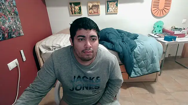 Chat +18 de Martigato3 ao vivo