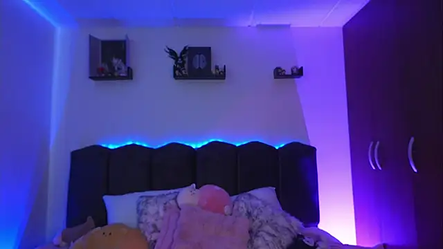 Lilou_albrecht Chat XXX in diretta