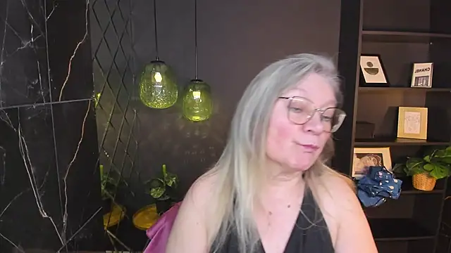 NataliMellow live XXX chat