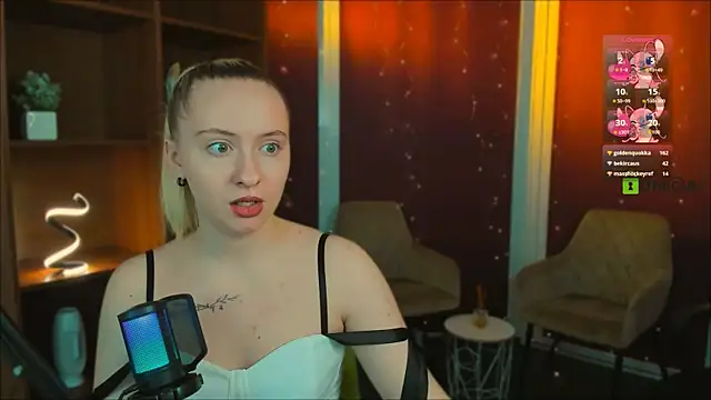 mila_glow1's Live XXX Chat