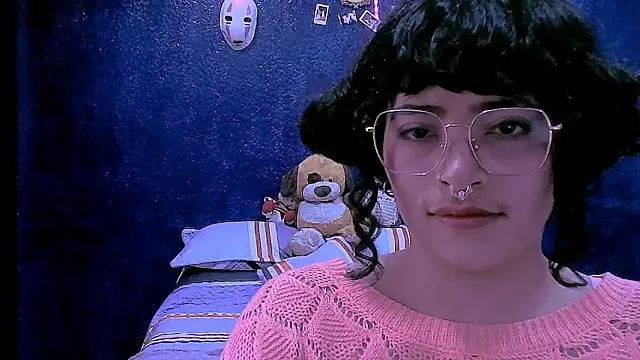 NinaYellow Adlı Modelin Canlı XXX Sohbeti