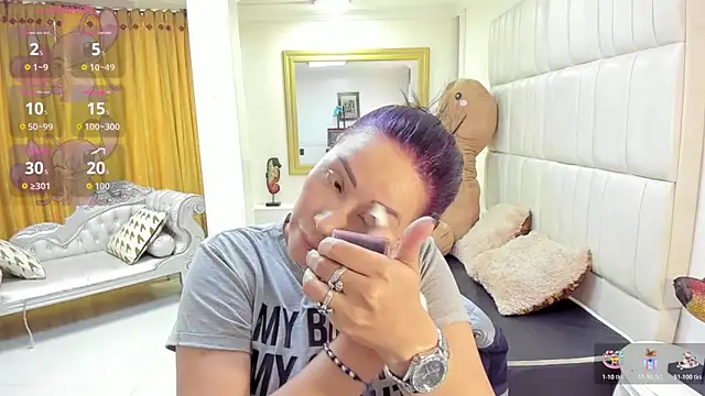 gaby_trent live XXX chat