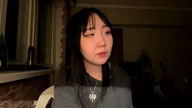 Yunananaa Adlı Modelin Canlı XXX Sohbeti