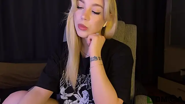 Chatroom XXX en direct de ariashaa