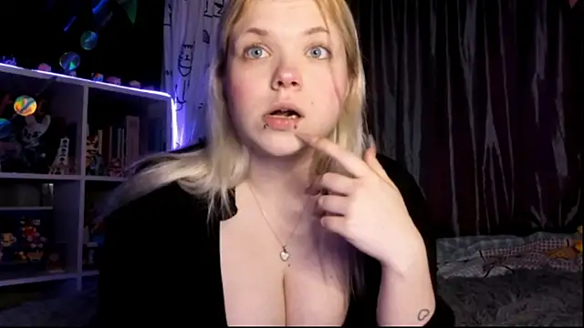 แชท XXX สดของ AnimeGirl67