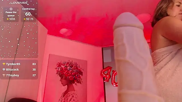 milfsecret69's Live XXX Chat