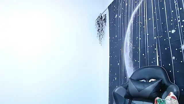 XXX chat uživo modela Hikaryfire