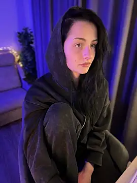 bigJuicyPussy 在線直播表演