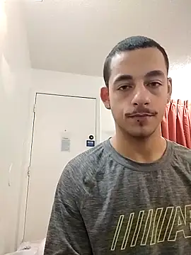 momo0208 Adlı Modelin Web Kamerası Şovu