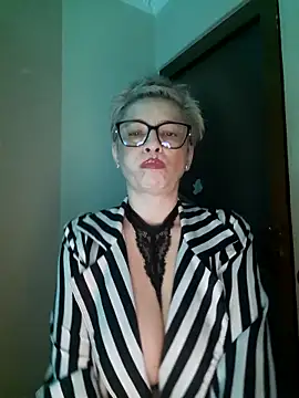 Chatroom XXX en direct de LunaBlaise