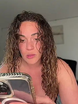 Clarasense__ Adlı Modelin Canlı XXX Sohbeti