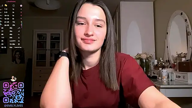 عرض كام DarlineBrustera