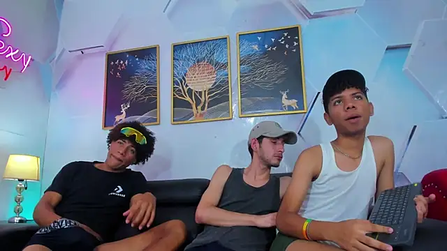 Spicy_guys 现场XXX聊天