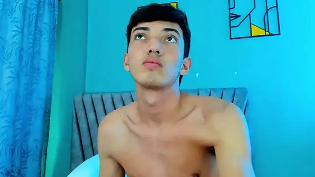 Maikol_Ortiz's Live XXX Chat