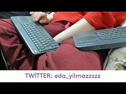 sexy_modelll Adlı Modelin Web Kamerası Şovu