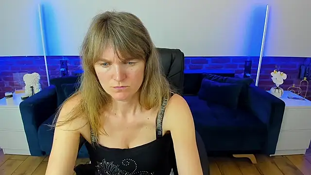 Anabell_xxx Adlı Modelin Canlı XXX Sohbeti