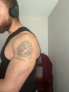 Fathero1time webkamerás műsora