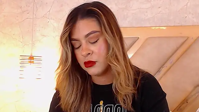 JoannaStanford's Live XXX Chat