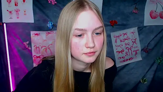 MademoiselleCl's Live XXX Chat