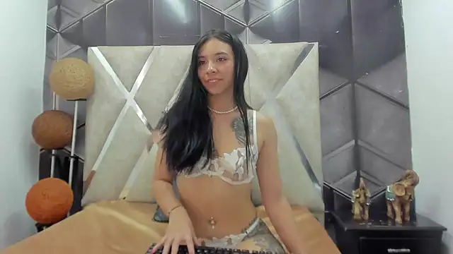 Agatta_Adams' Live XXX Chat