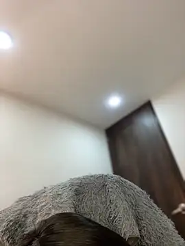 MiaJones21 Webcam show