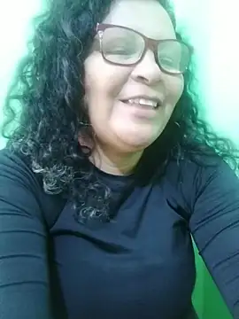 Amarantha25 élő XXX-chatje