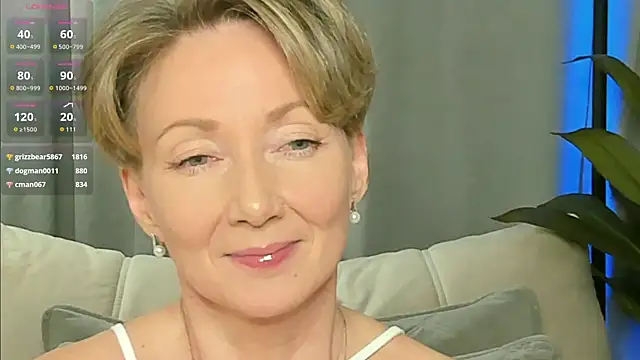 AkexandraFix 现场XXX聊天