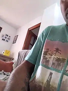 XXX chat uživo modela juandi21cm