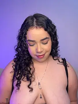 Chat +18 de krisstenSantos ao vivo