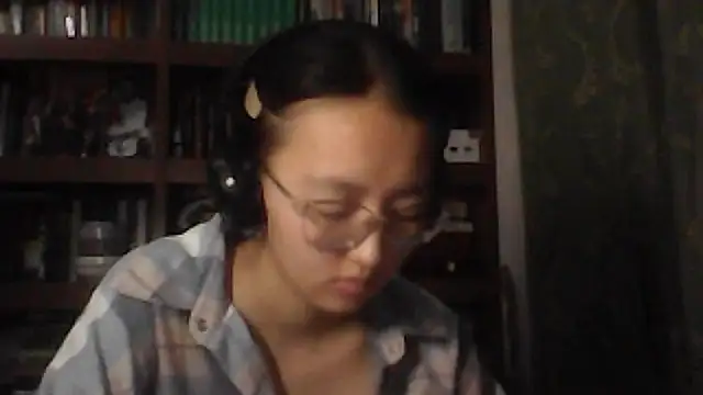 LinaClous Chat XXX live