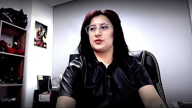 Chat +18 de Scarlett_Sen ao vivo