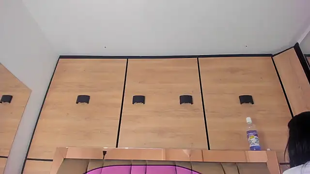 karol_lewiss Chat XXX live