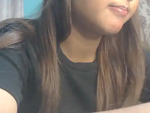 Chat +18 de NancyRuvi ao vivo