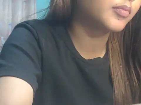 NancyRuvi – Naživo XXX chat