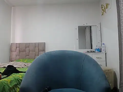 Chatroom XXX en direct de Anastasiabasst__