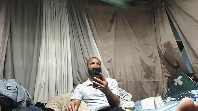 Camodick লাইভ XXX চ্যাট