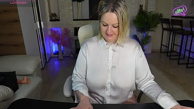 MariemLui 现场XXX聊天