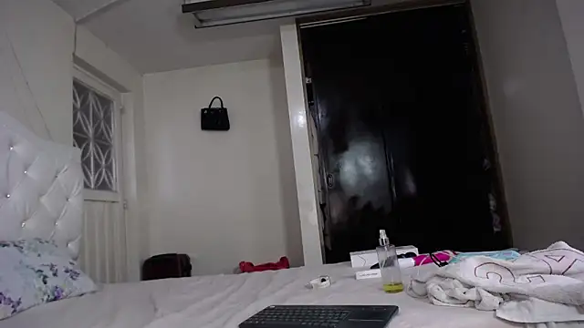 infinitysex1 élő XXX-chatje