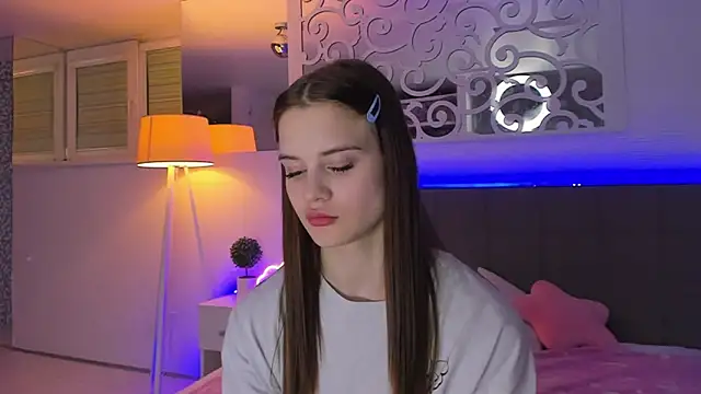 LuisaClover Live XXX-chat