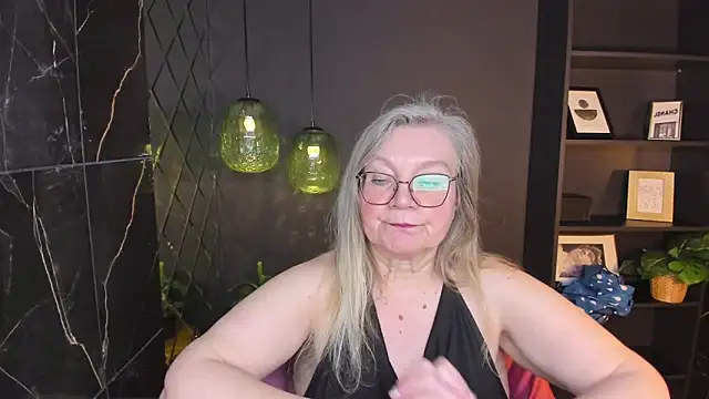 NataliMellow 即時 XXX 聊天